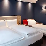Express By Ihg Hotel Fürth