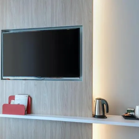 Express By Ihg 3*