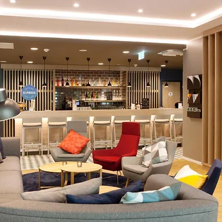 Hotel Express By Ihg Fuerth