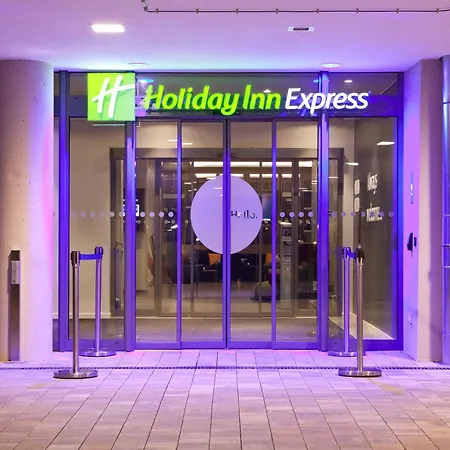 Express By Ihg Hotel