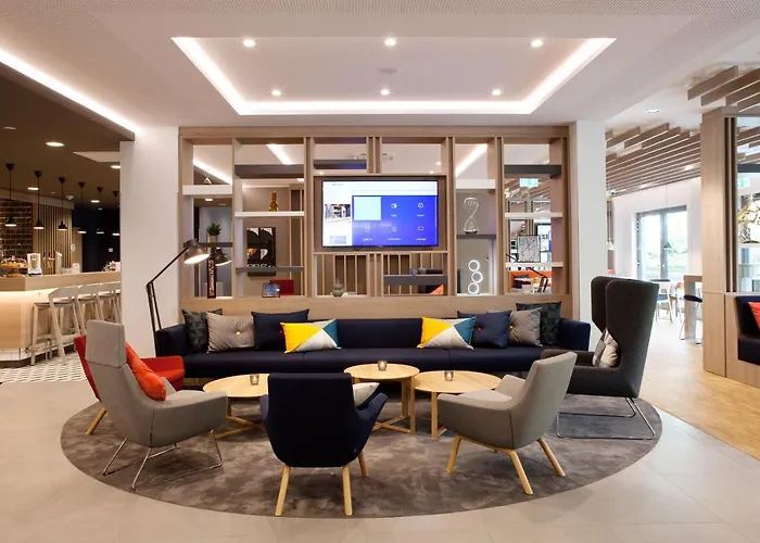 Express By Ihg Hotel 3*