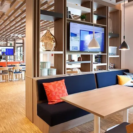 Hotel Express By Ihg