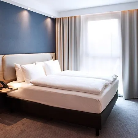 Express By Ihg Hotel Fürth