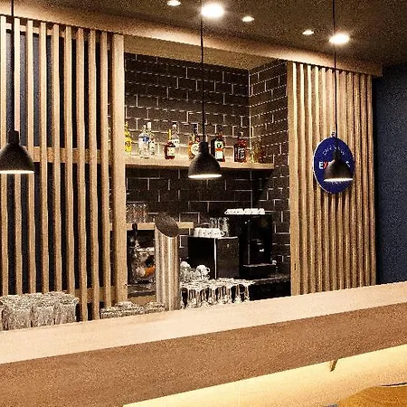 Hotel Express By Ihg 3*