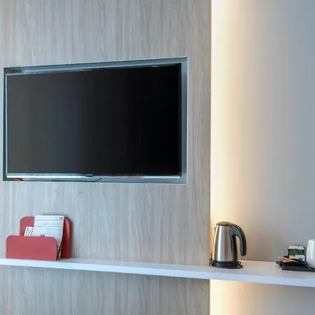 Express By Ihg 3*