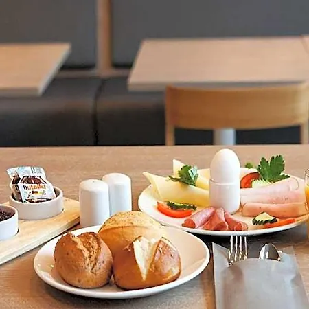Express By Ihg 3*